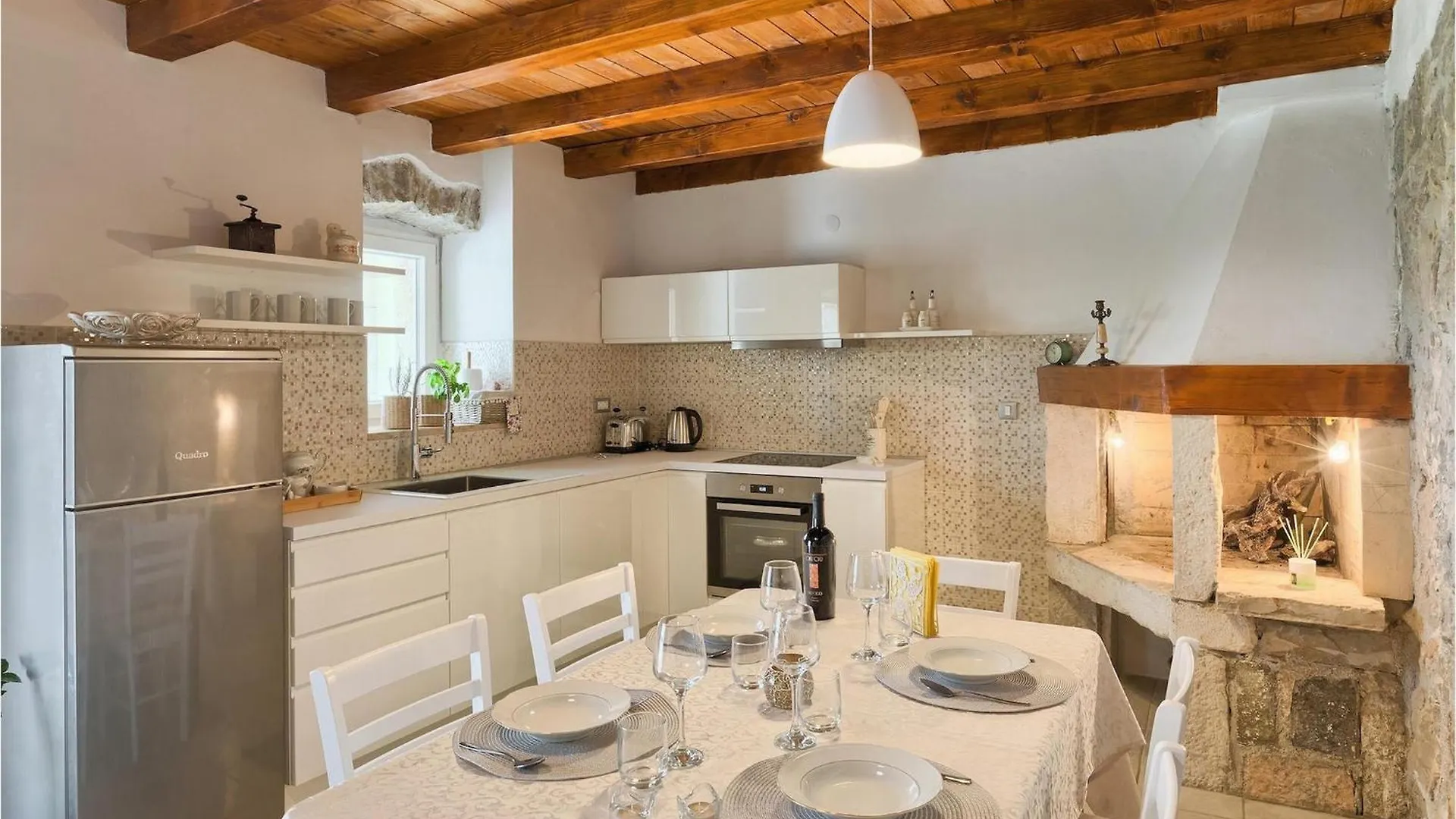 Villa Cartolina 모토분 펜션