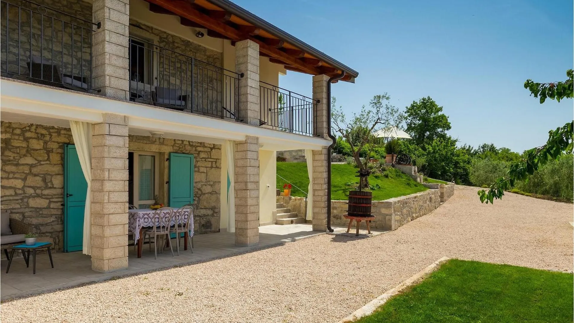 Villa Cartolina 모토분