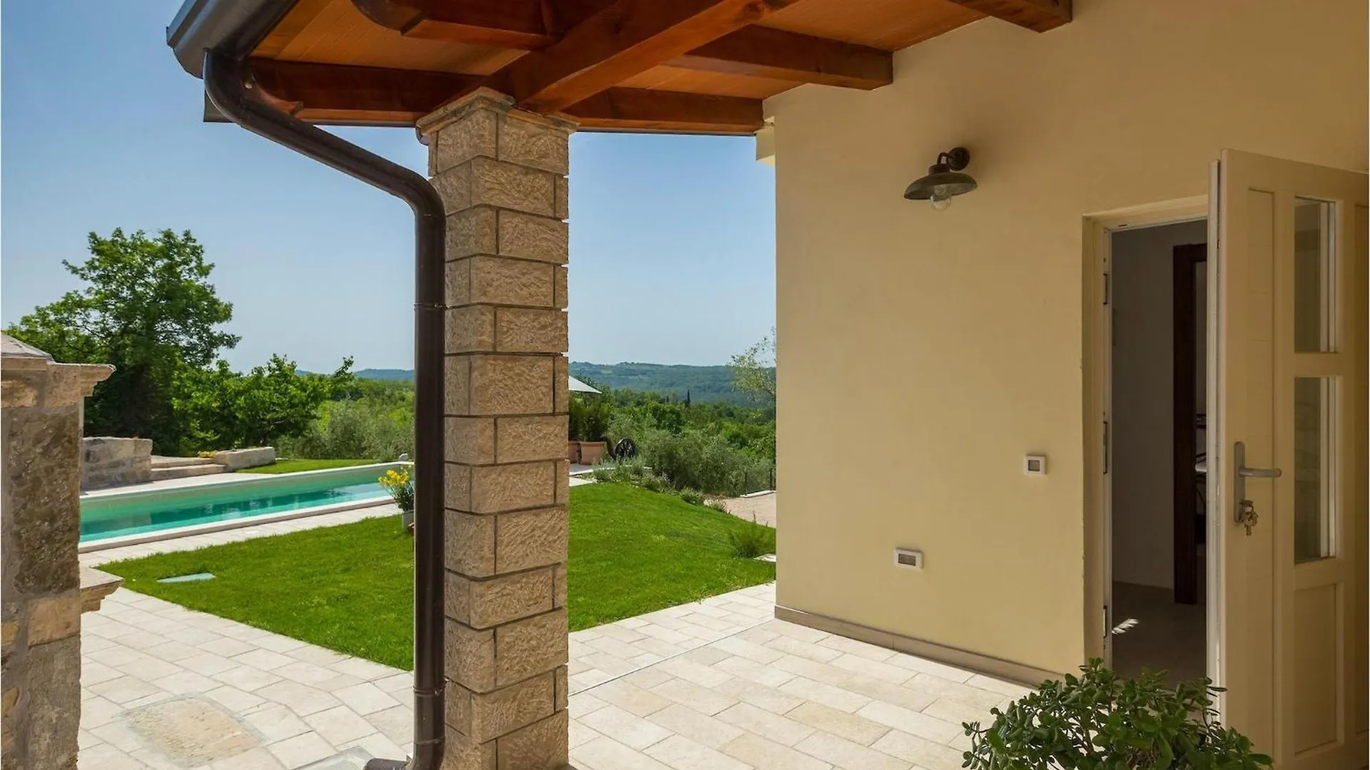 펜션 Villa Cartolina 모토분